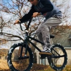 Meet your Posher, Logan